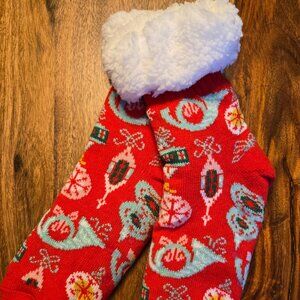 Hallmark Exclusive VIP 2024 Cozy Holiday Socks